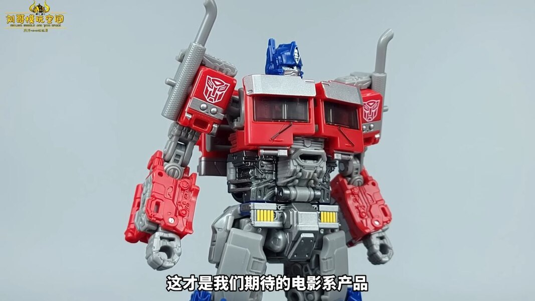 Image Of SS 102 Optimus Prime Transformers Studio Series Action Figure  (10 of 25)